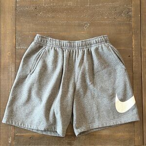 Nike Athletic Gray Men's Cotton Shorts Size L Draw Strings Teen Boy Athletic